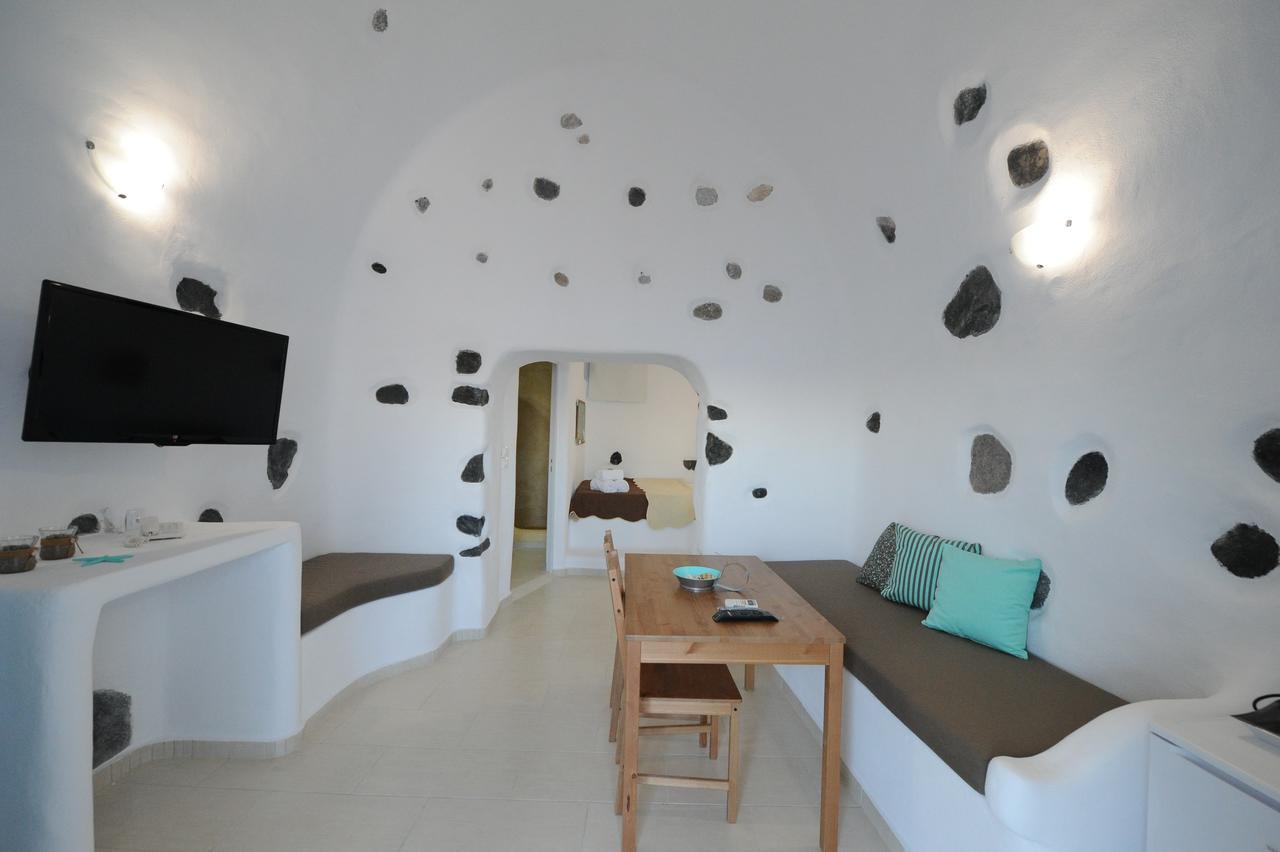 Manias Fira Residences Exterior photo